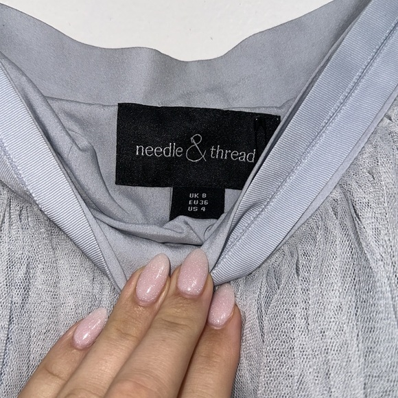 Needle & thread - Picture 2 of 3